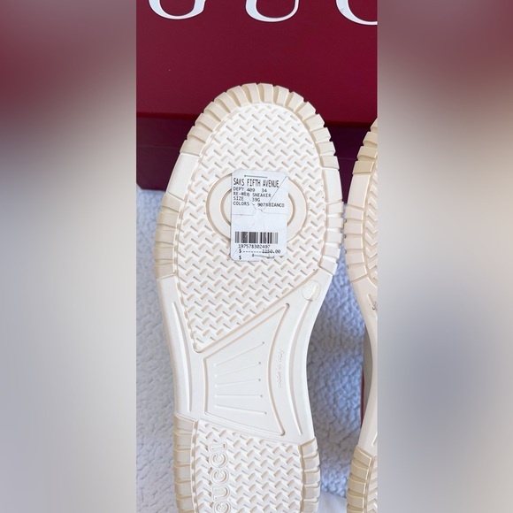 Gucci Women’s Women’s Bicolor Web Low-Top Sneakers - Picture 12 of 16